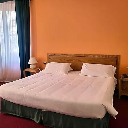Hotel Alli Due Buoi Rossi 4*