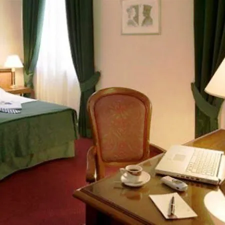 Hotel Alli Due Buoi Rossi 4*