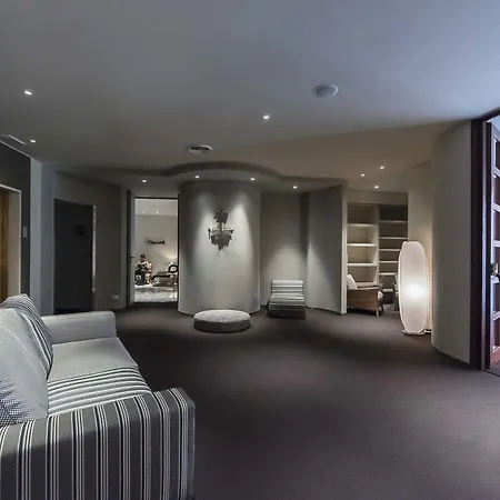 Hotel Alli Due Buoi Rossi 4*