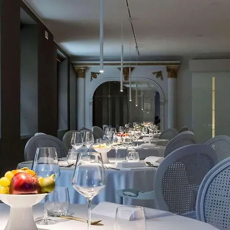Hotel Alli Due Buoi Rossi 4*